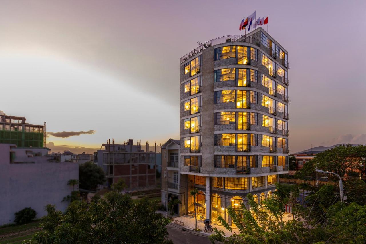 Bridges Da Nang Hotel Bagian luar foto